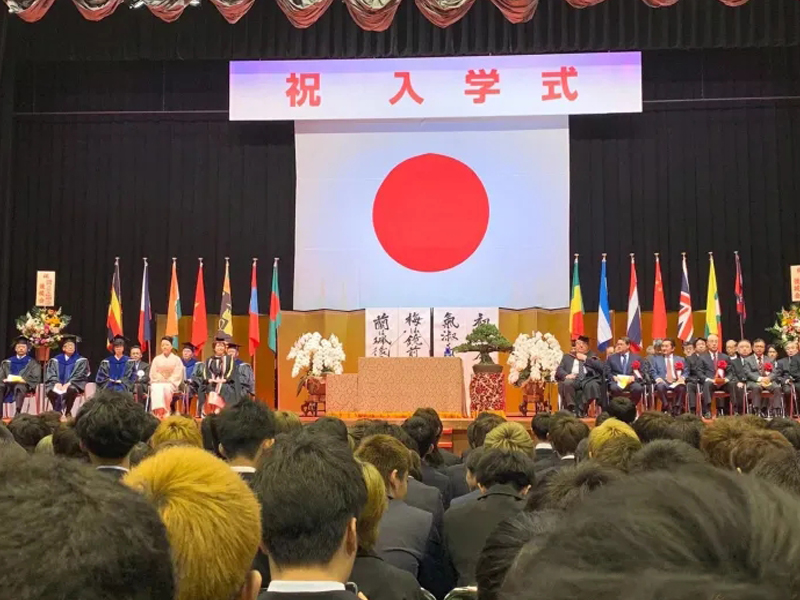 日本留学语言学校年龄限制！