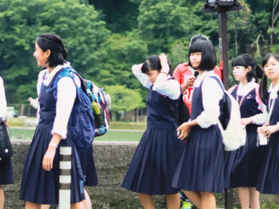 日本高中生最想从事的职业！公务员、教师、程序员位列前三！