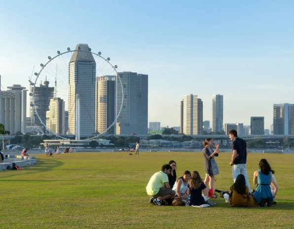 新加坡留学后工作就业甚至移民?读什么专业好？新加坡留学