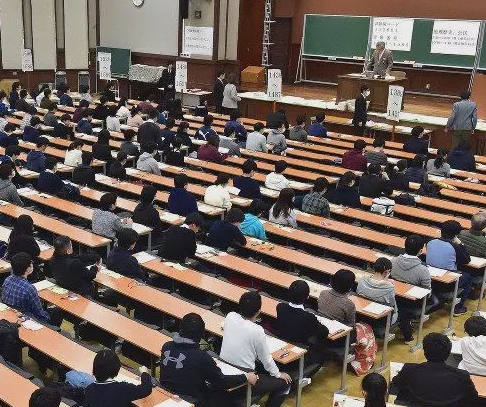 时事新闻|日本国公立大学二轮入学考试正式开始