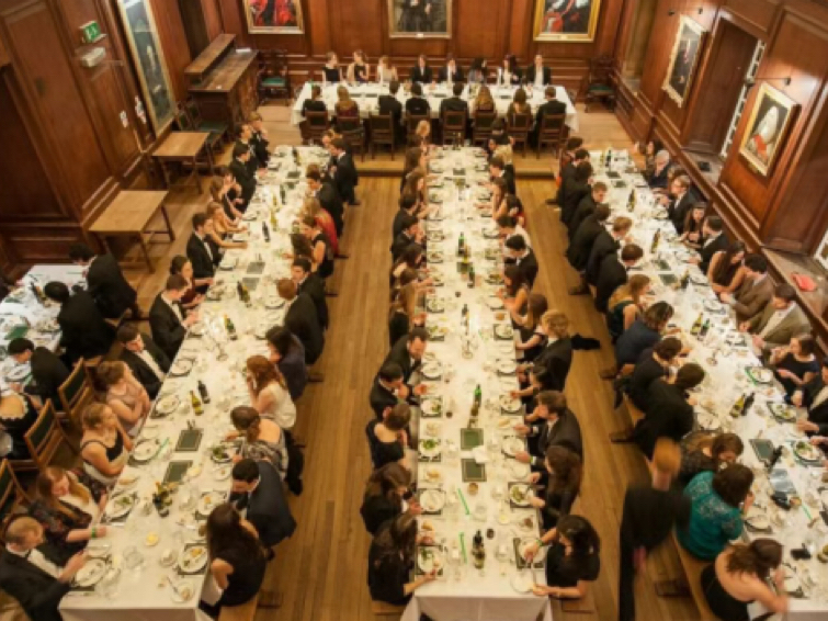 爱丁堡大学下周罢工，撞上考试周｜留学生如何应对？|英国留学