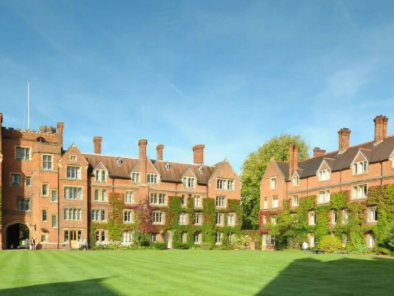 剑桥大学学生的一天｜学习、晚宴与午夜酒吧的真实日常|英国留学