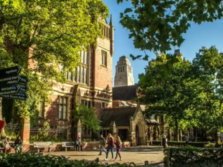 『会计与金融』专业最好的10所英国大学｜2025 QS学科排名|英国留学