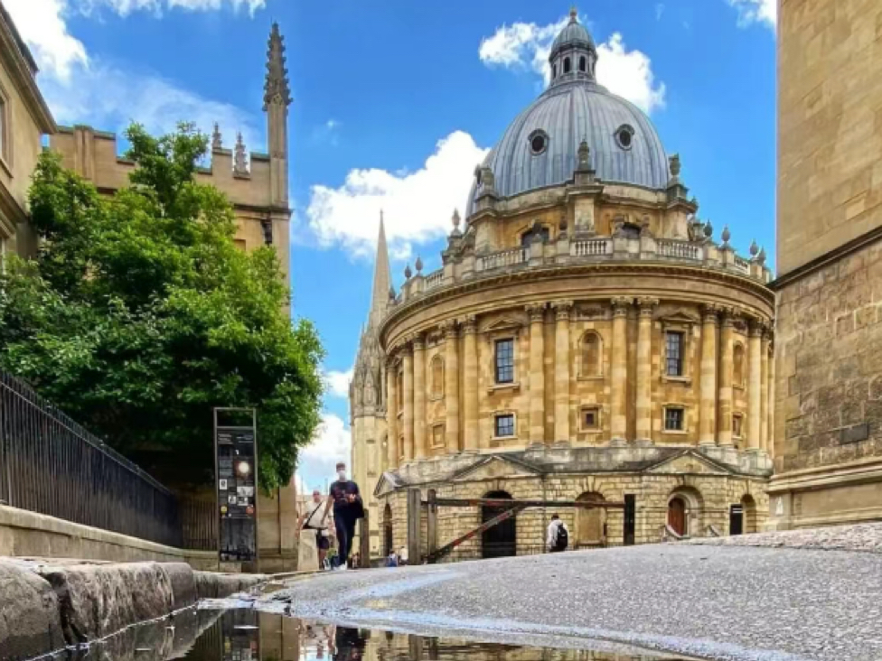 顶尖大厂招聘“疯抢”的20所英国大学｜2026就业市场报告|英国留学