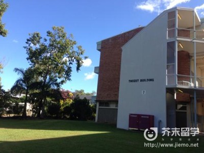 中央昆士蘭大學
