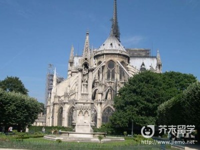 法國留學(xué)新政策