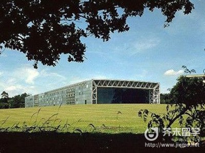 東英吉利大學