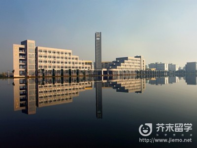 加拿大紅河學院