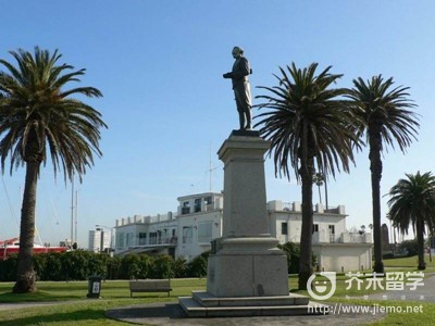 中央昆士蘭大學