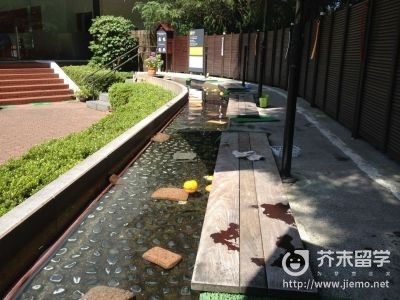 英國大學