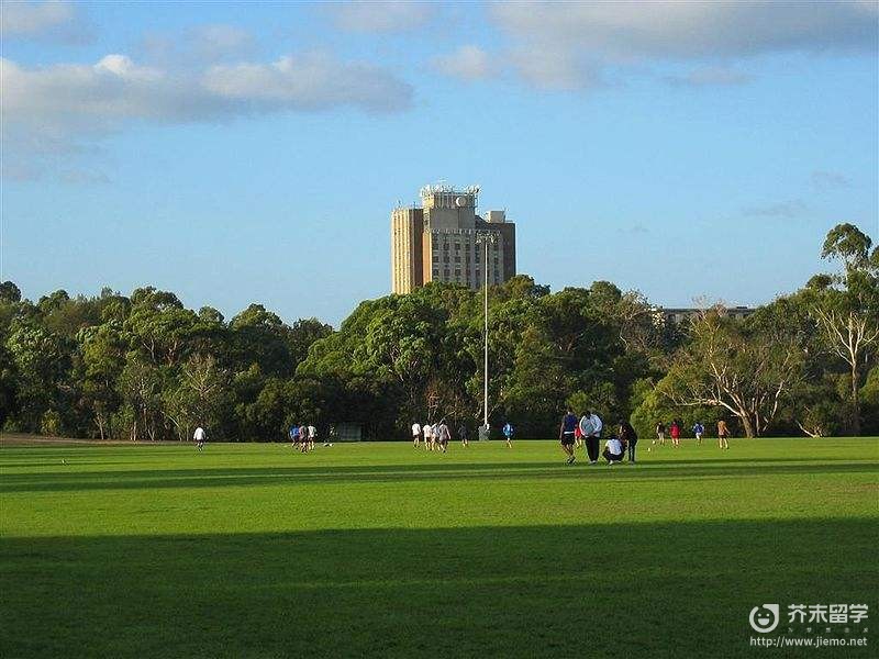 英國大學