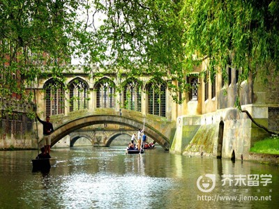 英國研究生申請條件
