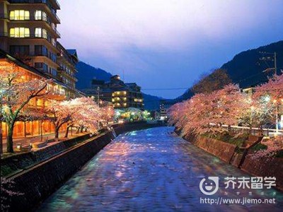 日本留學優勢