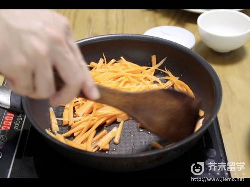 韓國(guó)拌飯的做法