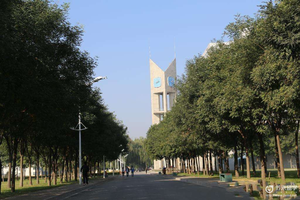 四條畷學園大學