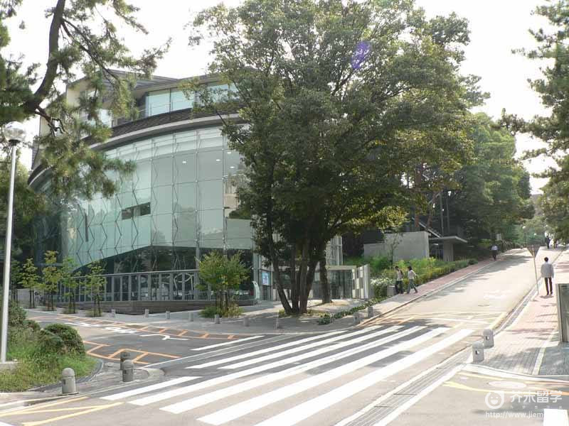 名古屋學院大學