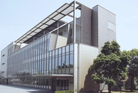 日本大學(xué)群