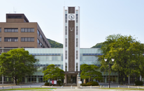 日本语言学校在读